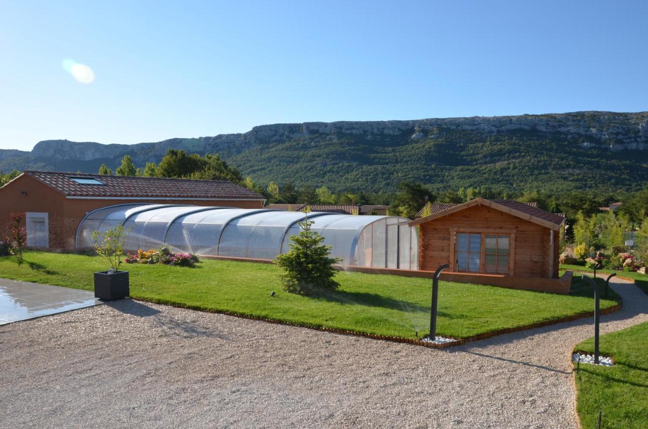 Chambre D'Hotes Source De La St Baume Bed and Breakfast Plan d'Aups Exteriör bild